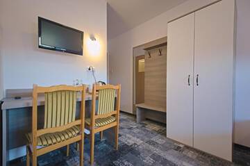 Фото номера Двухместный номер с 1 кроватью Отель Hotel Sezam г. Махова 22